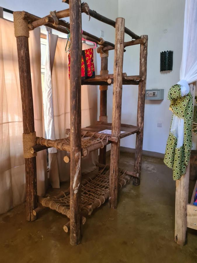 Honey Badger Lodge Moshi Ngoại thất bức ảnh